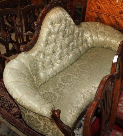 Victorian carved buttoned backed settee